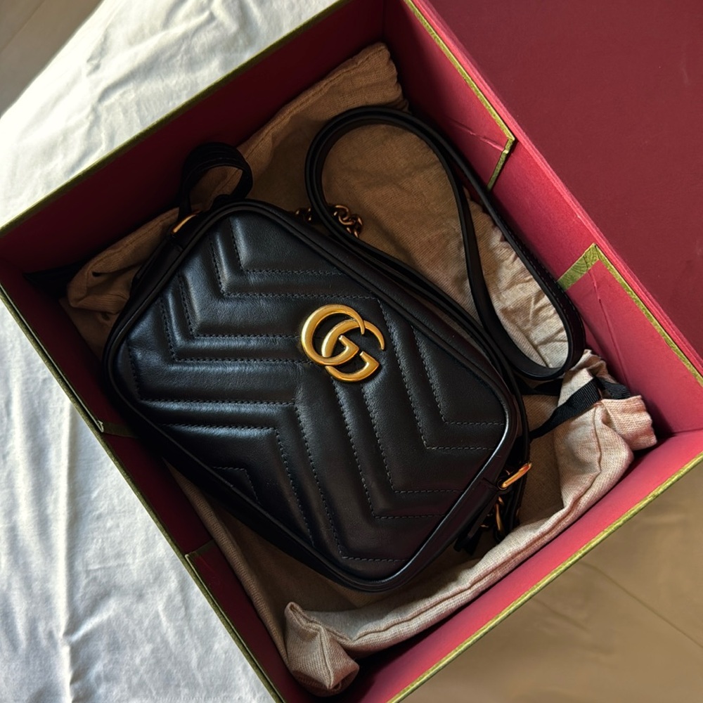 Gucci Marmont MINI CAMERA BAG leather crossbody with original box and dustbag